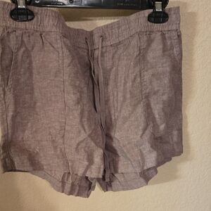 New York & Company Women's Taupe Cargo Shorts